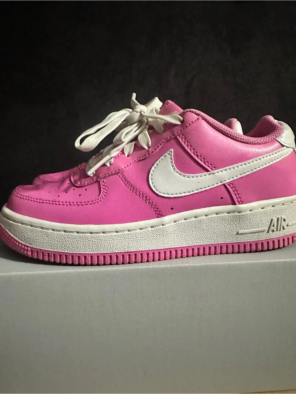 Nike Low-Top Sneakers Pink & White Colorblock